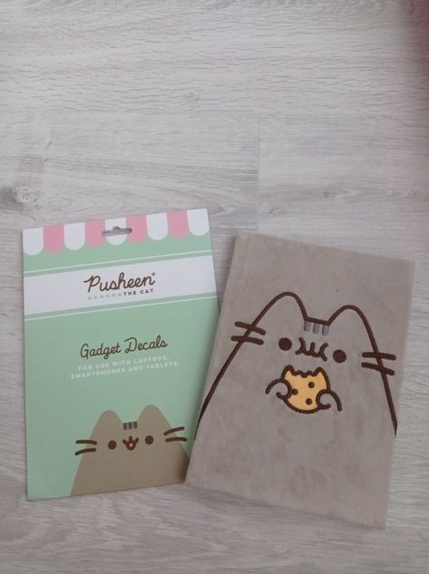 Pusheen Phone Case, Pusheen School Supplies, Pusheen Stationery, Pusheen Merch, Pusheen The Cat Stickers, Pusheen The Cat, Cat Notebook, Pusheen, Gadgets