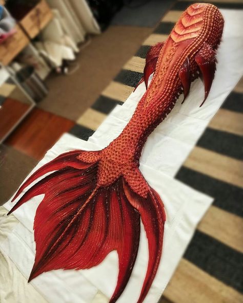 Red Merman Tail, Red Mermaid Tail Aesthetic, Silicone Mermaid Tails Realistic, Red Mermaid Aesthetic, Mermaid Tail Designs, Orange Mermaid Tail, Finfolk Mermaid Tails, Red Mermaid Tail, Black Mermaid Tail