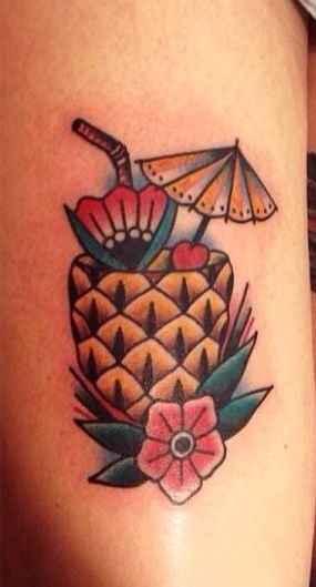 Pineapple Drink Tattoo, Pina Colada Tattoo, Drink Tattoo, Cocktail Tattoo, Tattoo Pretty, Pineapple Tattoo, Fruit Tattoo, Tattoo Vintage, Pina Coladas