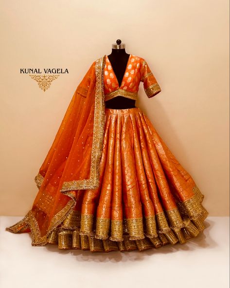 Orange Banarasi Lehenga, Kunal Vagela Lehenga, Orange And Gold Outfit, Banarasi Lehenga Bridal, Rust Orange Lehenga, Banarasi Bridal Lehenga, Orange Bridal Lehenga, Indian Dress Up, Orange Lehenga