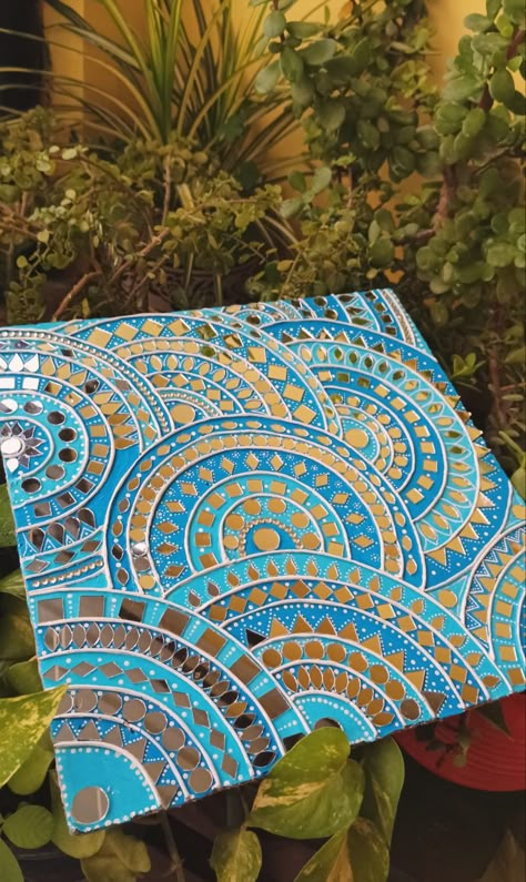 Lipon Art Square, Lippan Art Canvas, Lippin Art Design Square, Mandala Art Square Shape, Square Board Lippan Art, Lippan Art On Square Canvas, Lippan Art On Small Square Board, Lipan Art On Square Board, Lipan Art Square