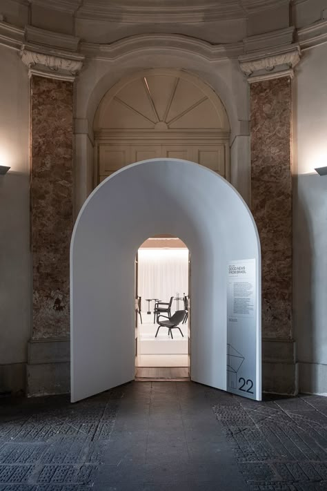 Milan Design Week 2019 on Behance Small Entrance, Small House Elevation, Small House Elevation Design, Black Dining Room, Arched Doors, Entrance Design, Motion Graphics Design, Milan Design, House Elevation