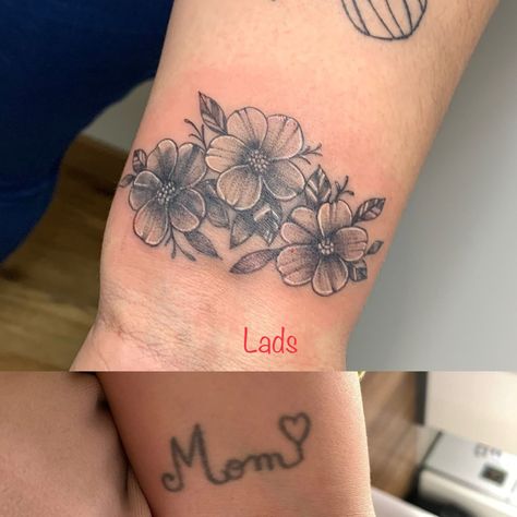 Cover Up Tattoo Designs For Women Arm, Infinity Tattoo Cover Up Ideas For Women, Initial Tattoo Cover Up, Cover Up Tattoos For Wrist, Small Name Cover Up Tattoos, Coverup Wrist Tattoo Cover Up, Cover Up Wrist Tattoos For Women, Cover Up Tattoo Mujer, Wrist Tattoos For Women Cover Up