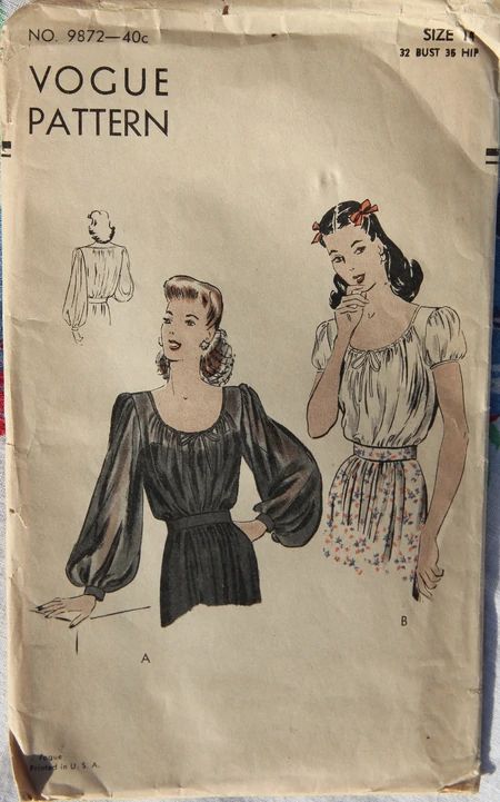 Peasant Blouses Pattern, Patron Vintage, Fashion 1940s, Mode Chanel, Womens Clothing Patterns, Vogue Sewing, Vogue Sewing Patterns, Vogue Pattern, Vogue Patterns