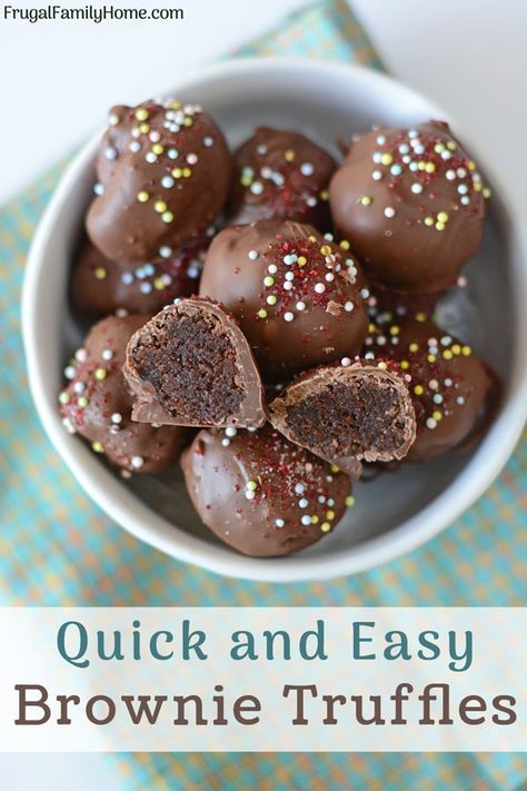 Homemade Truffles Easy, Brownie Balls From Mix Boxes, Truffles That Dont Need Refrigeration, What To Make With Brownie Mix Boxes, Christmas Candy For Kids, Brownie Pops Recipe, Brownie Truffles Recipe, Truffles Candy, Bake Brownies