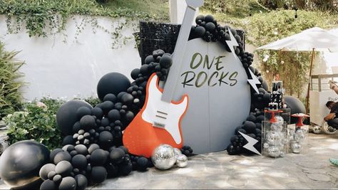 Rock And Roll Balloon Arch, Rock N Roll Balloon Decor, Rock Show Birthday Party, Rock N Roll Balloon Garland, Rockstar Backdrop, Rock And Roll Balloons, One Rocks First Birthday Backdrop, Rock And Roll Backdrop, Rockstar Balloon Garland