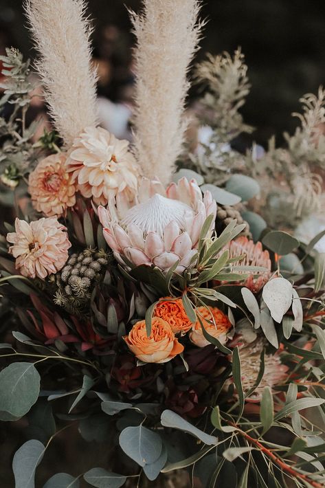 Bohemian Wedding Bouquet, Bush Wedding, Byron Bay Weddings, Bouquet Inspiration, Wedding Table Flowers, Instagram Wedding, Festival Vibes, Festival Wedding, Table Flowers