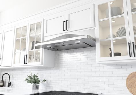 Under Cabinet Range Hood Stainless Steel, Stove Fan Oven Hood, Hoods Over Stoves, Kitchen Cabinets End Panels, White Kitchen Hood, Cabinet Hood, Craftsman Style Kitchen, Range Hood Stainless Steel, Stove Vent