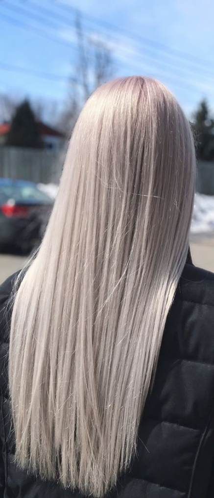 Pale Silver Hair, Lilac Blonde Hair, Ash Platinum Blonde Hair, Platinum Blonde Hair Aesthetic, Blonde And Lilac Hair, Toner Haircolor, Platinum Blonde Toner, Blonde Hair Platinum, Blonde Hair Aesthetic