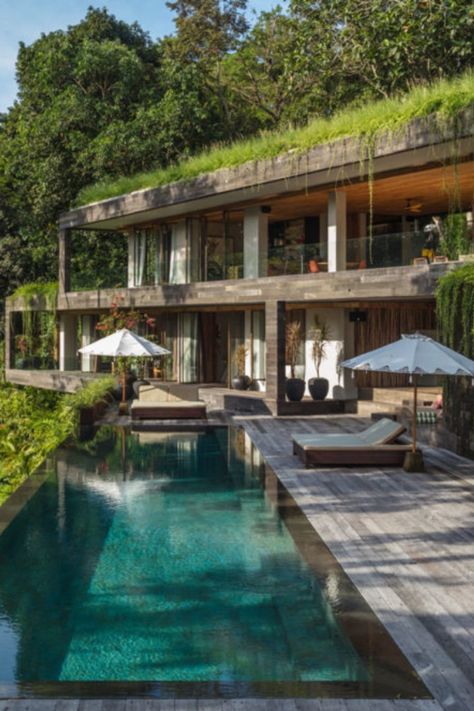 Bali Jungle Villa, Bali Villa Design Tropical Homes, Ghana Homes, Bali Luxury, Beach Dining, Jungle House, Villa Bali, Bali House, Bali Villa