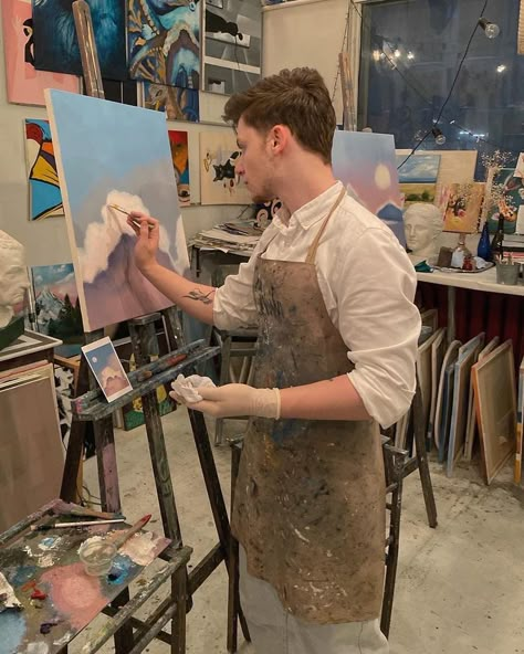 Boy Painter Aesthetic, Painters Outfit Artists, Male Painter Aesthetic, Artsy Boy Aesthetic, Painter Outfit Aesthetic, Artist Outfit Style, Artist Aesthetic Outfit, Art Teacher Aesthetic, Painter Outfit