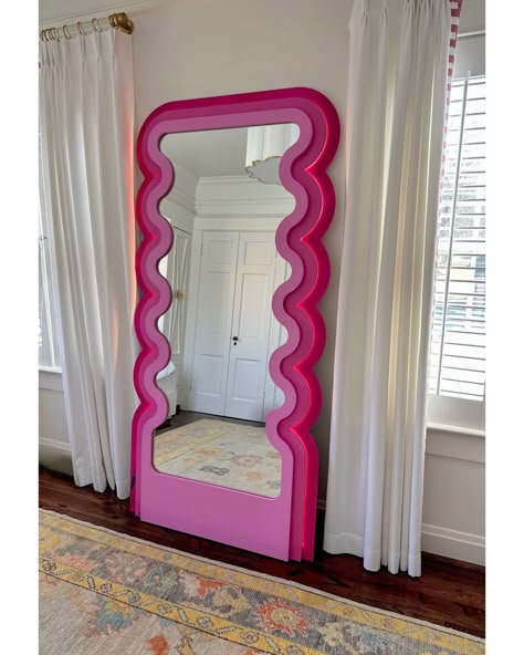 (Send me a message if interested!) Funk up your space with our original EVE Mirror! This statement piece will have your guests raving about where you got it from. Can you imagine the amount of selfies with this thing?! All mirrors may be customized to your preferred color and may include LED lighting with additional costs. Optional LED lights will be installed between each layer. Please message for customization requests.  Note: Outlet is required for instillation of LED lights.  *This product i Cool Wall Mirror, Maximalism Decor, Mirror Full Length, Fake Photos, Wavy Mirror, Colorful Apartment, Cute Bedroom Decor, Cute Room Decor, Studio Decor