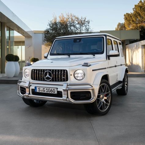 White G Wagon, White Mercedes Benz, White Mercedes, Mercedes Jeep, New Mercedes Amg, Mercedes G63, Mercedes Truck, Mercedes G Wagon, G63 Amg