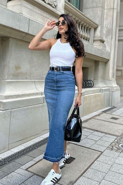 Long denim skirt outfit