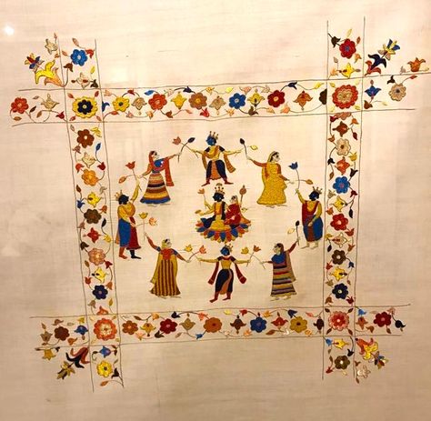 chamba rumal Chamba Rumal Embroidery Motifs Traditional, Chamba Rumal Embroidery Motifs Sketch, Chamba Embroidery, Chamba Rumal Embroidery Motifs, Chamba Rumal Embroidery, Stitching Photos, Chamba Rumal, Rumal Design, Nokshi Katha