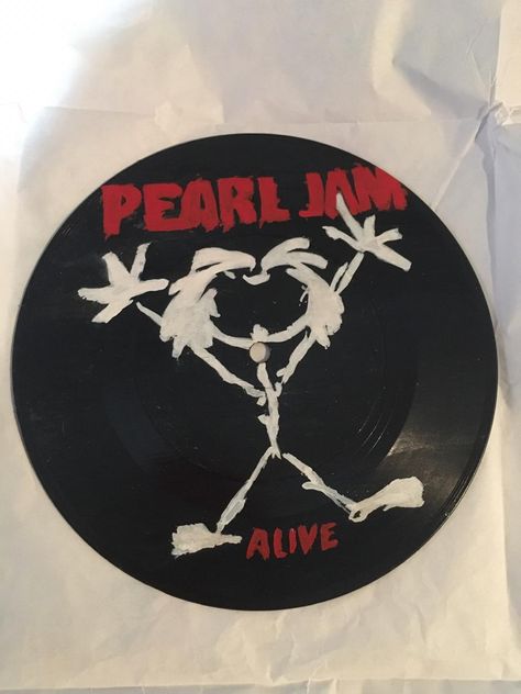 Peral Jam, Pearl Jam Alive, Tufting Rugs, Pearl Jam, Vinyl Art, Vinyl Records, Jam, Decorative Plates, Vinyl