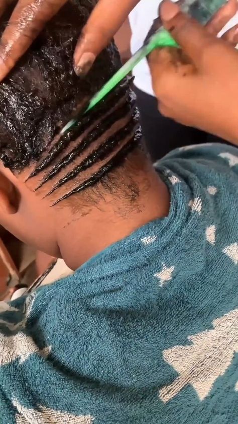 Straw Curls, Wig Tutorials, Hair Braid Designs, Finger Waves Short Hair, Latest Hair Braids, Hair Braid Patterns, Pixie Cut Wigs, Color Wigs, Short Box Braids Hairstyles