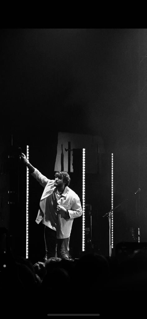 James Arthur concert lights amazing artist James Arthur Aesthetic, James Arthur Concert, James Arthur Songs, Frank Ocean Wallpaper, 2024 Board, James Arthur, Concert Aesthetic, Ocean Wallpaper, Frank Ocean