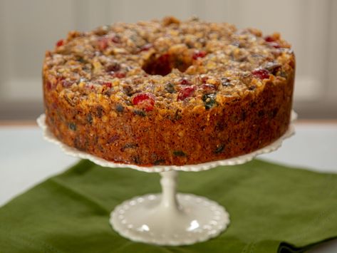 Grandma's Truly Delicious Fruitcake Old Fashioned Fruit Cake Recipe, Moist Fruit Cake Recipe, Fruit Cake Recipe Easy, Fruit Cake Recipe Christmas, Fruit Cake Recipe, Holiday Fruit, Cake Mug, Fruit Cake Christmas, Dessert Simple