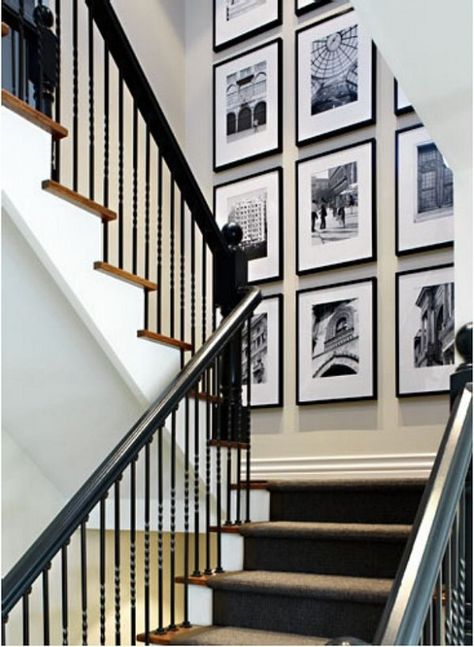 stairwell Stairway Photo Wall, Foto Scale, Stairway Photos, Tall Wall Decor, Stairs Wall, Photo Walls, Entry Design, Foyer Ideas, Stair Landing