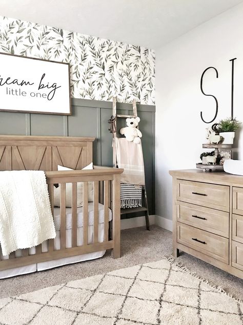 the.sycamore.farmhouse | LIKEtoKNOW.it Uppfostra Barn, Baby Nursery Inspiration, Baby Room Neutral, Baby Room Themes, Baby Boy Room Decor, Nursery Room Design, Girl Nursery Room, Baby Room Inspiration, Baby Boy Room Nursery