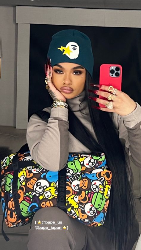 india love. Lv Slides Outfit, India Love Outfits Fashion, Westbrook Outfits, Insta Baddie Outfits, Lv Slides, Black Bratz Doll, Bra Outfit, Beanie Outfit, India Westbrooks