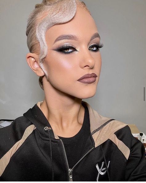 Ballroom Dance Makeup Looks, Ballroom Dancing Makeup, Ballroom Makeup Standard, Show Makeup Dancers, Dance Performance Makeup, Ballroom Makeup Latin, Ballroom Hairstyles Competition, Ballroom Dance Hairstyles, Latin Dance Makeup