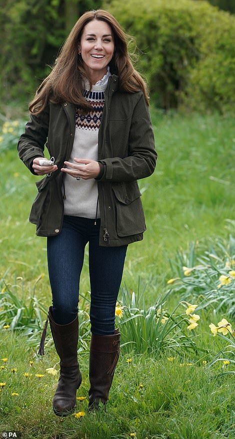 Mode Style Anglais, English Country Fashion, Kate Middleton Style Outfits, Düşes Kate, Kate Middleton And Prince William, Looks Kate Middleton, Manor Farm, Boots Outfits, Kate Middleton Outfits