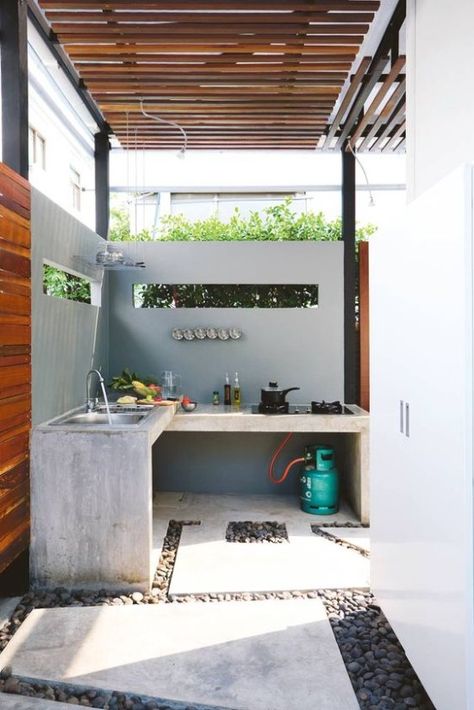 50 gambar inspiratif meja dapur cor dengan beton ekspos, lebih murah dan artistik! ~ 1000+ Inspirasi Desain Arsitektur Teknologi Konstruksi dan Kreasi Seni Rumah Teres, Dirty Kitchen Design, Reka Bentuk Dalaman, Small Outdoor Kitchens, Dirty Kitchen, Outdoor Kitchen Decor, Kitchen Design Diy, Interior Design Per La Casa, Backyard Kitchen