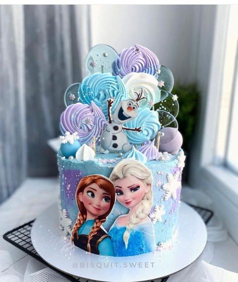 Elza E Anna Cake, Frozen Themed Birthday Party Cake, Elsa Birthday Cake Frozen, Frozen 3rd Birthday Cake, Frozen 2 Cake Ideas, Elsa Party Ideas, Elsa Cake Ideas, Tort Frozen, Elsa Anna Cake