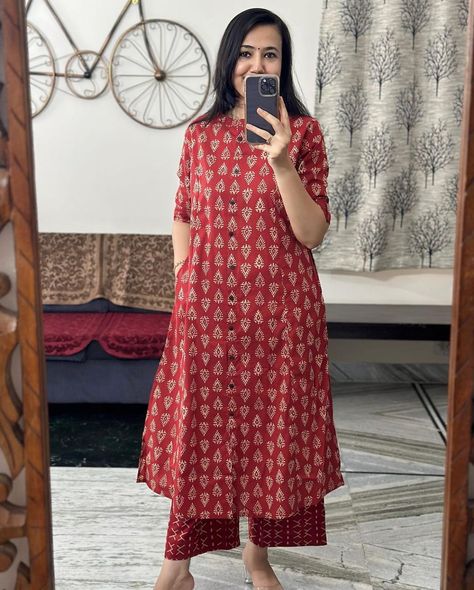 Cotton A Line Kurti Designs, Princess Cut Kurti, A Line Kurti Designs, Cotton Dress Pattern, A Line Kurti, Kurti Pant, Long Kurta, Neck Designs For Suits, Fashion Stand