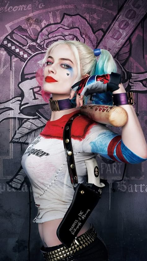 Quin Harley, Arley Queen, Harleen Quinn, Bad Christmas, Joker Tattoo Design, Harley Quinn Tattoo, Harley Quinn Halloween, Der Joker, Harley Quinn Drawing