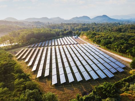 Aerial view of the solar power plant on the mountain at sunset Infrastructure Development, Giant Steps, Solar Power Plant, Solar Farm, Sustainable Technology, Green Tech, Outdoor Tv, Solar Technology, Best Vacuum