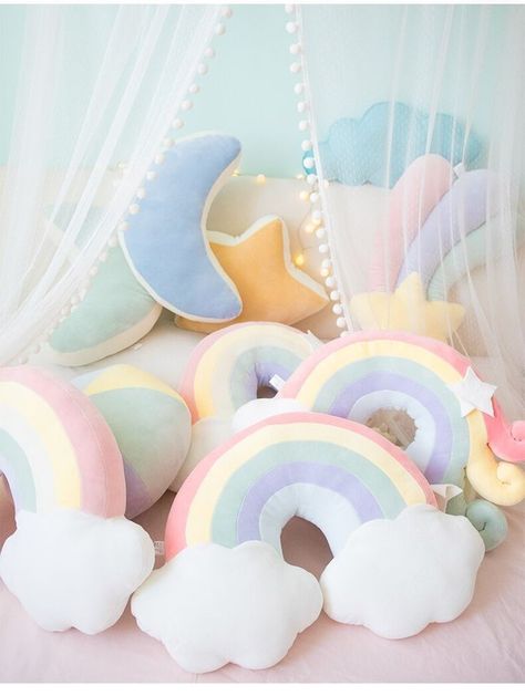 Rainbow Girls Room, Rainbow Room Decor, Zimmer Diy, Rainbow Bedroom, Unicorn Bedroom, Fluffy Cushions, Rainbow Pillow, Cloud Cushion, Girls Pillows