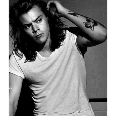 MINE Long Hair Harry, Harry Styles One Direction, Harold Styles, Harry Styles Gif, Harry Styles Hot, Holmes Chapel, One Direction Harry Styles, Putao, Haikou