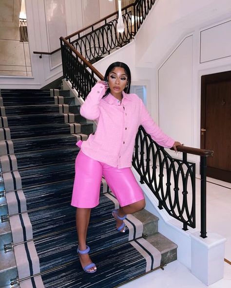 Tommie Lee on Instagram: "Silly rabbit Broke & Bottega don’t mix…." Tommie Lee Outfits, Tommie Lee, Silly Rabbit, Reaction Face, Stylish Outfits, Capri Pants, Long Sleeve Dress, On Instagram, How To Wear