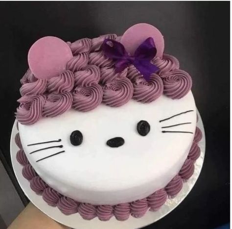 Cake Designs For Girl, Cake Designs For Kids, Hello Kitty Birthday Cake, Birthday Cake Writing, Birthday Cake With Name, Resipi Kek, Cake With Name, Chocolate Cake Designs, Mini Torte