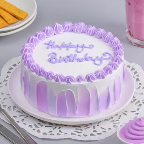 Light Purple Birthday Cake, Light Purple Birthday, Vanilla Cream Cake, Purple Birthday Cake, Cakes Purple, Purple Cakes Birthday, Vanilla Filling, Purple Cakes, Purple Birthday