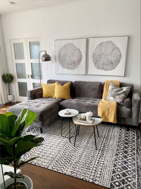 Ochre And Grey Living Room, Black White And Grey Living Room With Pop Of Color, Living Room Grey Sofa, Grey Couch Decor, Modern Living Room Ideas, Modern Living Room Design, Grey Couch Living Room, L Shape Sofa, Living Room Decor Gray