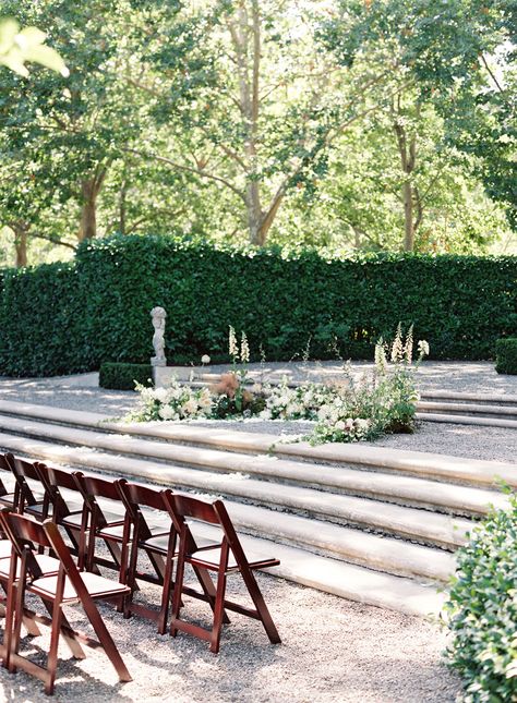 Low Ceremony Backdrop, Grounded Ceremony Flowers, Wedding Ceremony Layout, Ground Florals, Ceremony Layout, Beaulieu Garden Wedding, Fuschia Wedding, Ceremony Altar, Beaulieu Garden