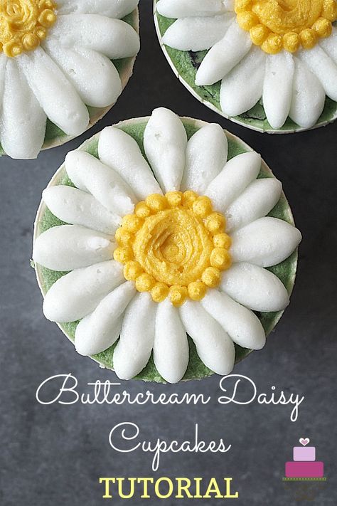 How to Make Buttercream Daisy Cupcakes Margaritas, Daisy Cake Buttercream, How To Make Daisy Cupcakes, Daisy Shaped Cake, Daisy Buttercream Flowers, Buttercream Daisy Tutorial, How To Make Daisy Flowers For Cakes, Daisy Pull Apart Cupcakes, Icing Daisy Flower