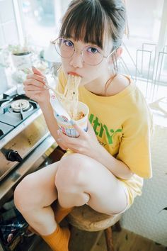 Japanese Reference Poses, Beautiful Poses Reference, Japanese Reference Photos, Eating Noodles Pose, Laying Down On Stomach Pose, Holding Glasses Pose, Woman Sitting Pose Reference, Sitting Reference Pose, Model Sitting Poses