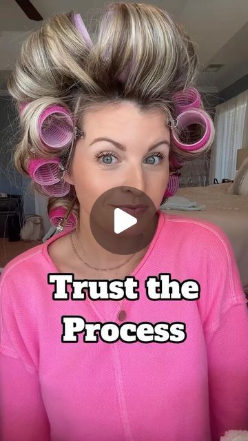 Chelsea Bare on Instagram: "I finally mastered the velcro rollers after months of trying different techniques! Let me know if you want a tutorial for how I do it and what products I use! 💗 #hairtutorial #bighair #blowout #velcrorollers #modelhair #vshair #hairvolume #longhairtutorial #trusttheprocess #beautytips #hairtips #makeuptips" Velcro Rollers Tutorial Long Hair, How To Use Velcro Rollers For Volume, Velcro Rollers Long Hair, How To Use Rollers, How To Use Velcro Rollers, Roller Placement Hair, Big Blowout Hair, Velcro Rollers Tutorial, Velcro Rollers