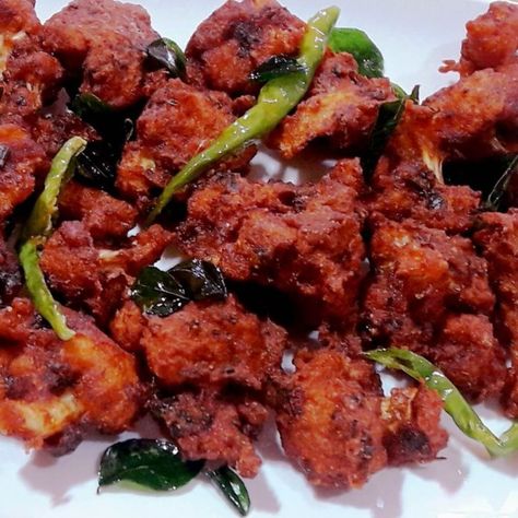 gobi 65 recipe Cauliflower Fry, Cauliflower Manchurian, Manchurian Dry, Gobi 65, Gobi Recipes, Papaya Recipes, Recipe Cauliflower, Crispy Cauliflower, Spicy Cauliflower