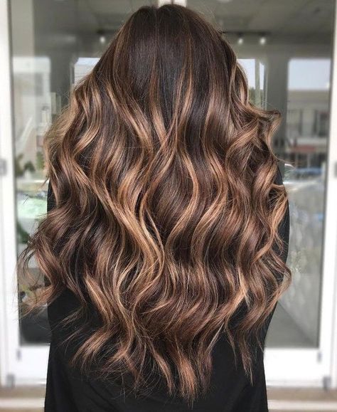 Cinnamon Hair, Light Blonde Highlights, Black Hair With Highlights, Short Brown Hair, Dark Hair With Highlights, Long Dark Hair, Brunette Highlights, Balayage Brunette, Normal Hair