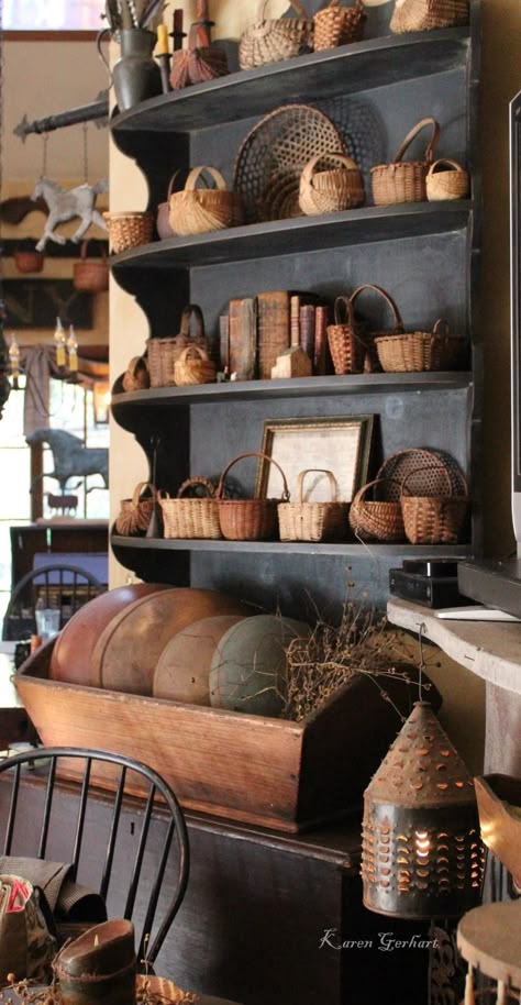 Primitive Victorian Decor, Primitive Hutch Decorating Ideas, Decor On Top Of Armoire, Primitive Shelf Decor Ideas, Primitive Furniture Farmhouse Style, Primitive Homes Interiors, Primitive Kitchen Ideas, Primitive Shelves, Primitive Shelf