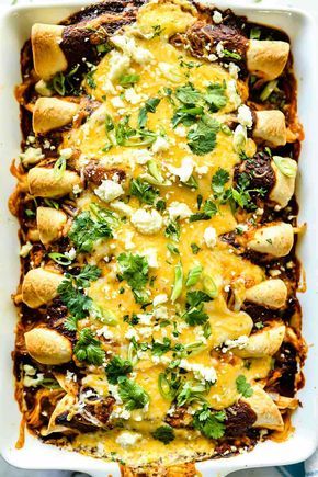 Beyond Easy Chicken Mole Enchiladas Mole Enchiladas Recipe, Chicken Mole Enchiladas, Mole Enchiladas, Mole Recipe, Chicken Mole, Mole Sauce, Thanksgiving Dinner Recipes, Healthy Chicken Dinner, Mexican Dinner