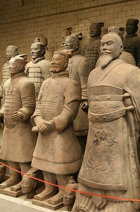 Card Tattoo Designs, China Architecture, Travel China, Terracotta Warriors, Chinese Aesthetic, Mystery Of History, Ancient India, The Emperor, China Art