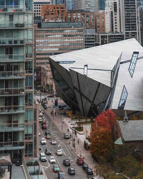 Royal Ontario Museum, Toronto, Canada Royal Ontario Museum, Different Kinds, Toronto Canada, Fall Autumn, Instagram A, Ontario, Toronto, Louvre, Building