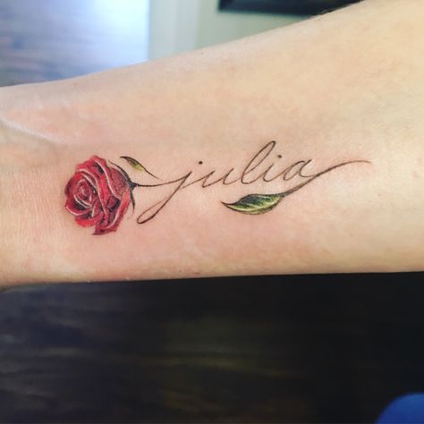 Rose With Mum Tattoo, Dozen Roses Tattoo, Men Tattoo For Daughter, Beautiful Rose Tattoos For Women, Name And Rose Tattoo, Tulip Name Tattoo, Yellow Rose Tattoo Memorial Mom, Rose Word Tattoo, Rose With Name Stem Tattoo